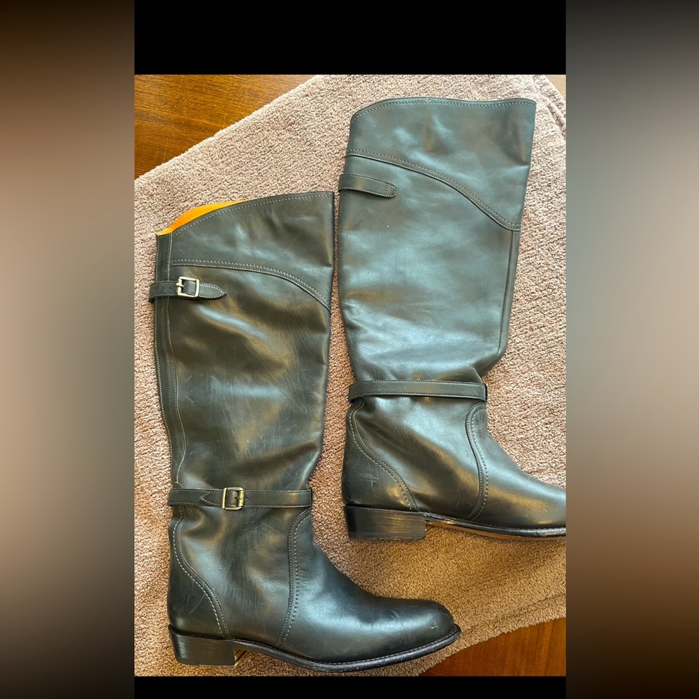 Frye Boots - women’s 10. EUC.